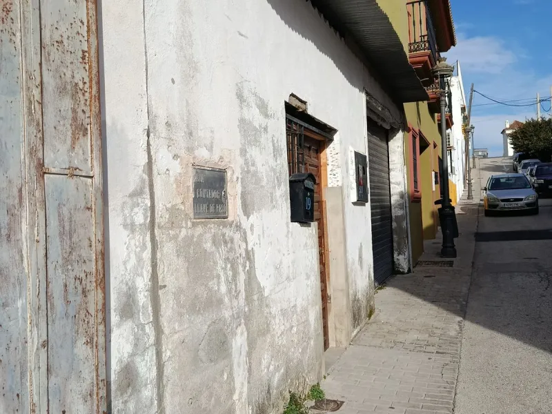 Склад, Estepona, Costa del Sol