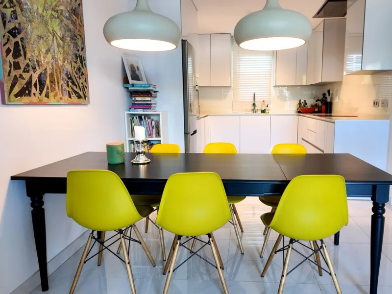 Exclusive 3-Bedroom Apartment with Private Garden in Bel Air, Cancelada!