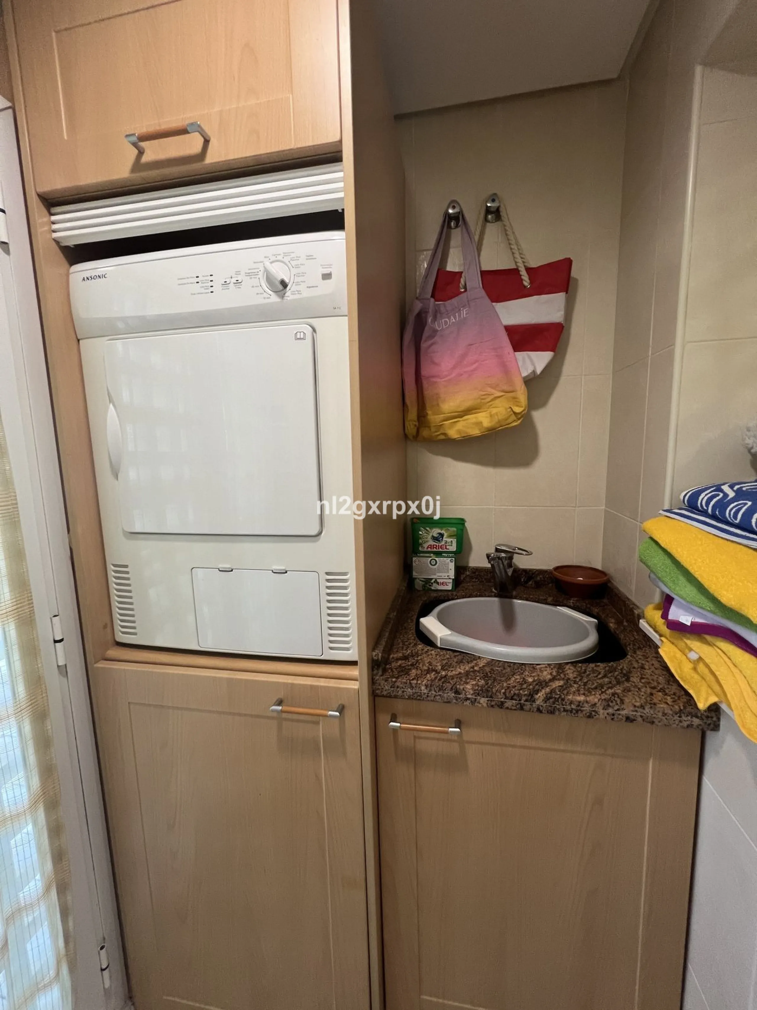 House - Semi-Detached House в продаже в Estepona, Málaga. В доме 3 спален и 3 ванных комнат. Площадь дома 338 м². Площадь участка 200 м²