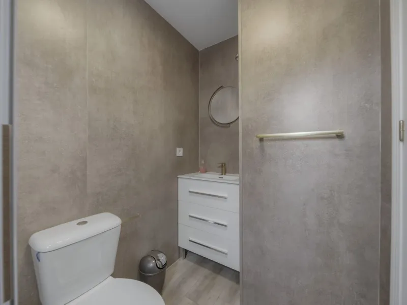 Fully Reformed 3 Bedroom Apartment, 30 Seconds to the Sea | Fuengirola