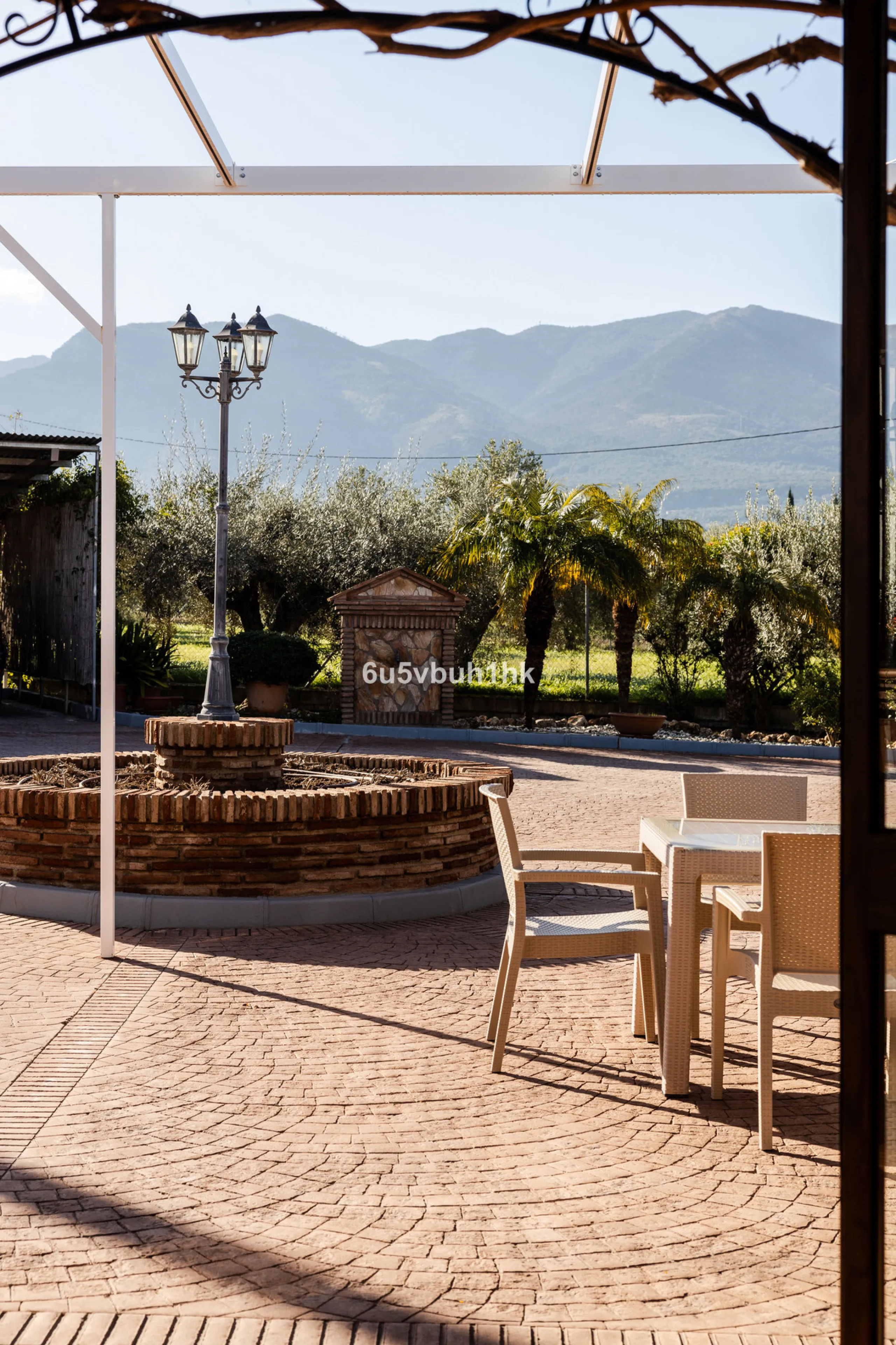 This exceptional villa is situated on a sprawling 6,188-square-meter plot adorned with 80 productive olive trees. With 300 square meters of thoughtfully designed living space, the property combines comfort, functionality, and stunning natural surroundings