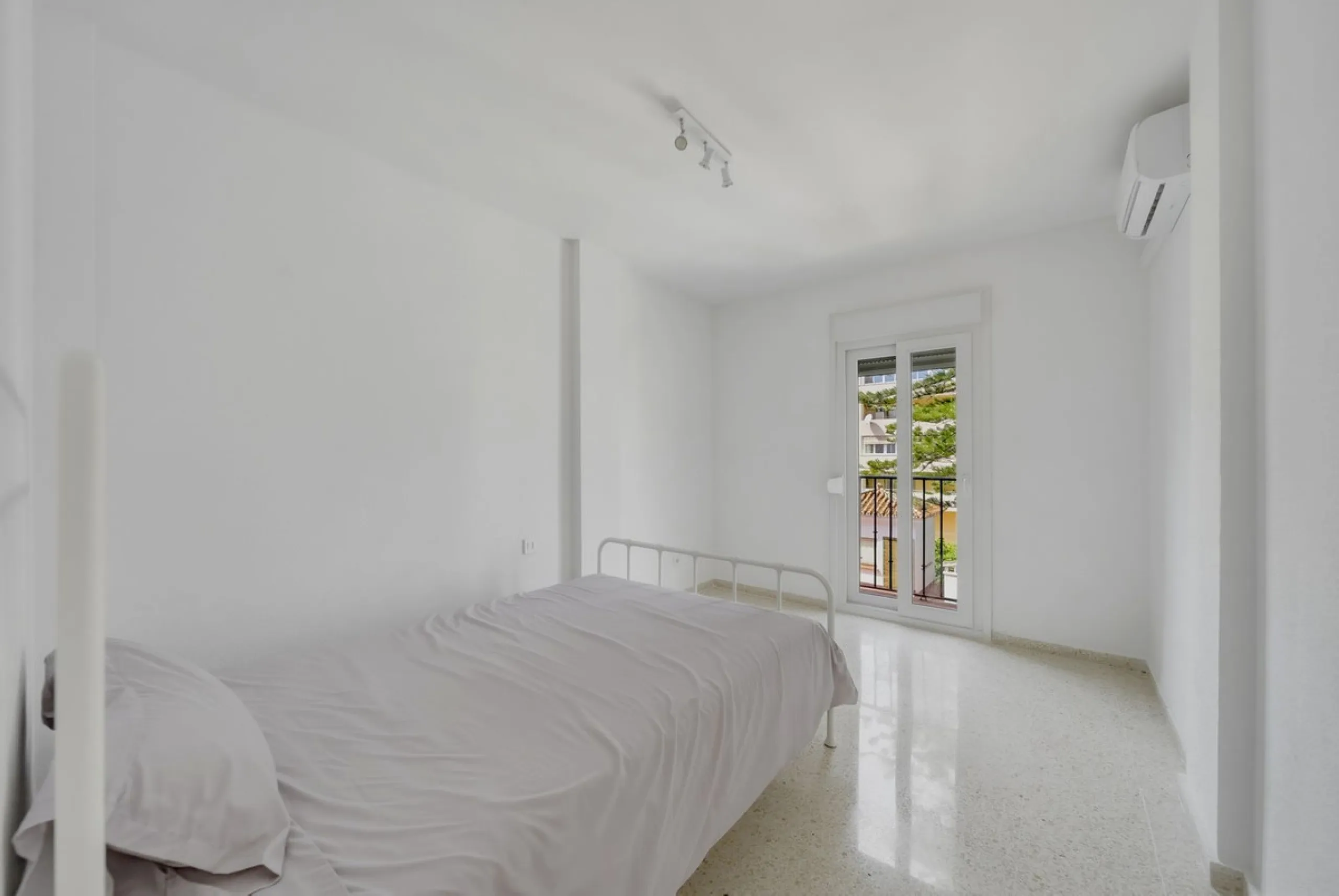 Fully Reformed 3 Bedroom Apartment, 30 Seconds to the Sea | Fuengirola