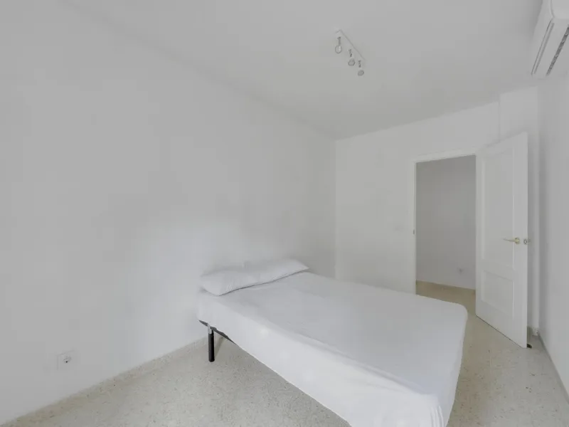 Fully Reformed 3 Bedroom Apartment, 30 Seconds to the Sea | Fuengirola