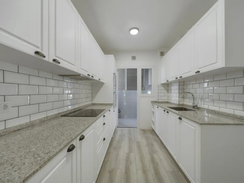 Fully Reformed 3 Bedroom Apartment, 30 Seconds to the Sea | Fuengirola