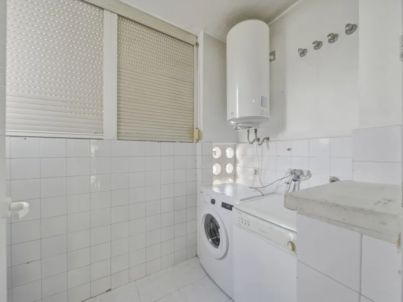 Fully Reformed 3 Bedroom Apartment, 30 Seconds to the Sea | Fuengirola