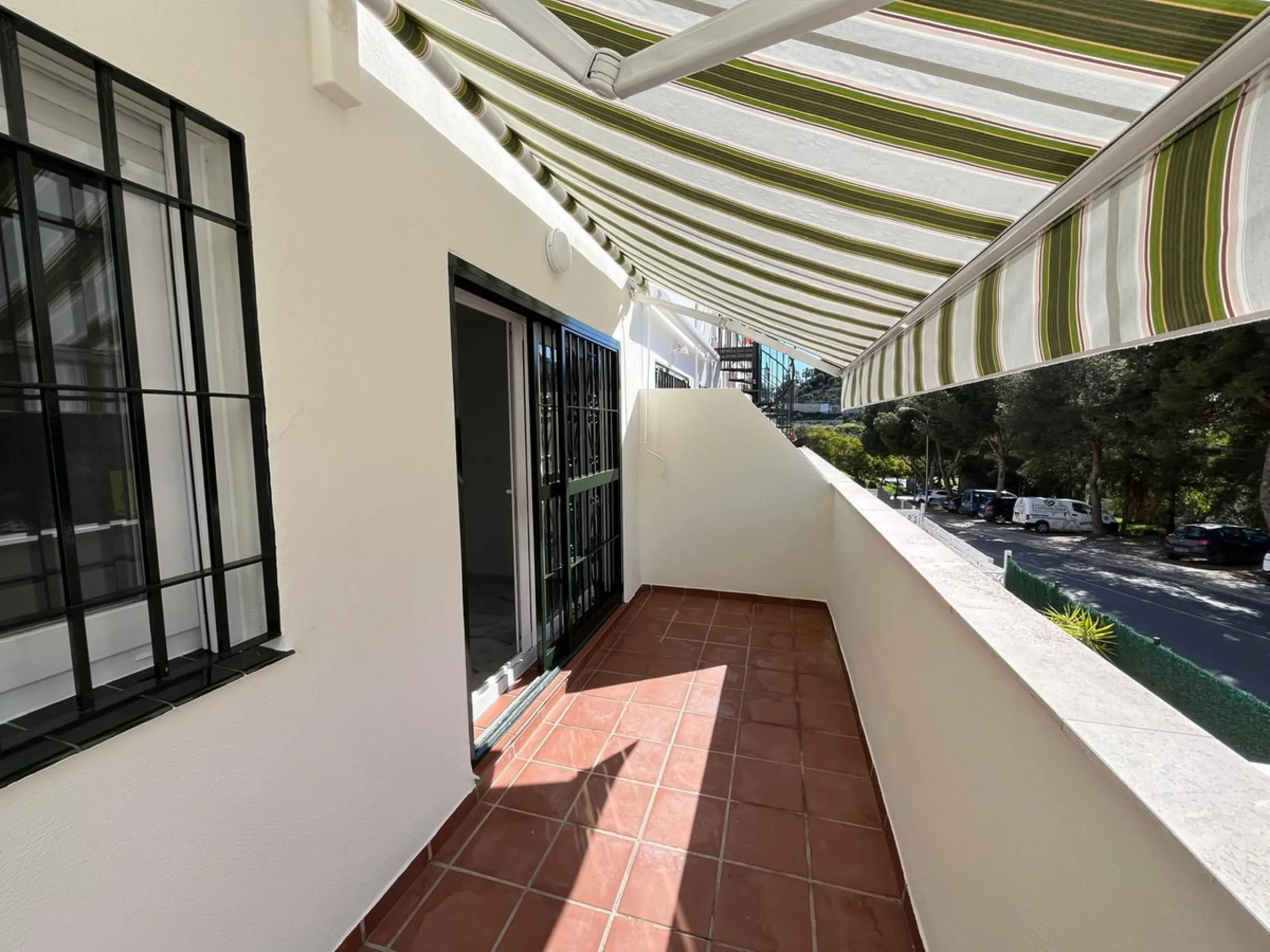 Apartment - Top Floor Apartment в продаже в Benalmadena, Málaga. В доме 2 спален и 1 ванных комнат. Площадь дома 74 м²