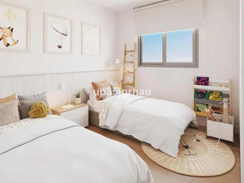 Middle Floor Apartment, Estepona, Costa del Sol.
