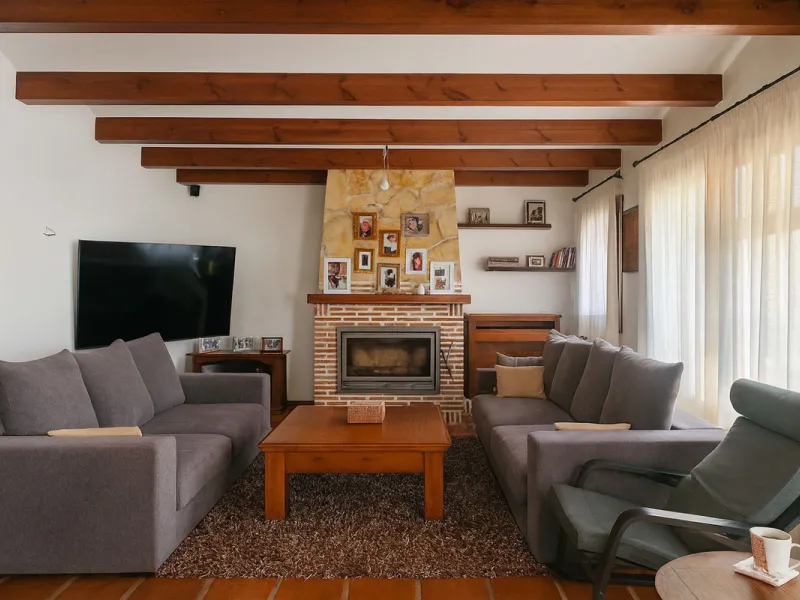 Amazing villa with breathtaking panoramic views  over the Lake of Istan, the Mediterranean and the coast with a south to west orientation.