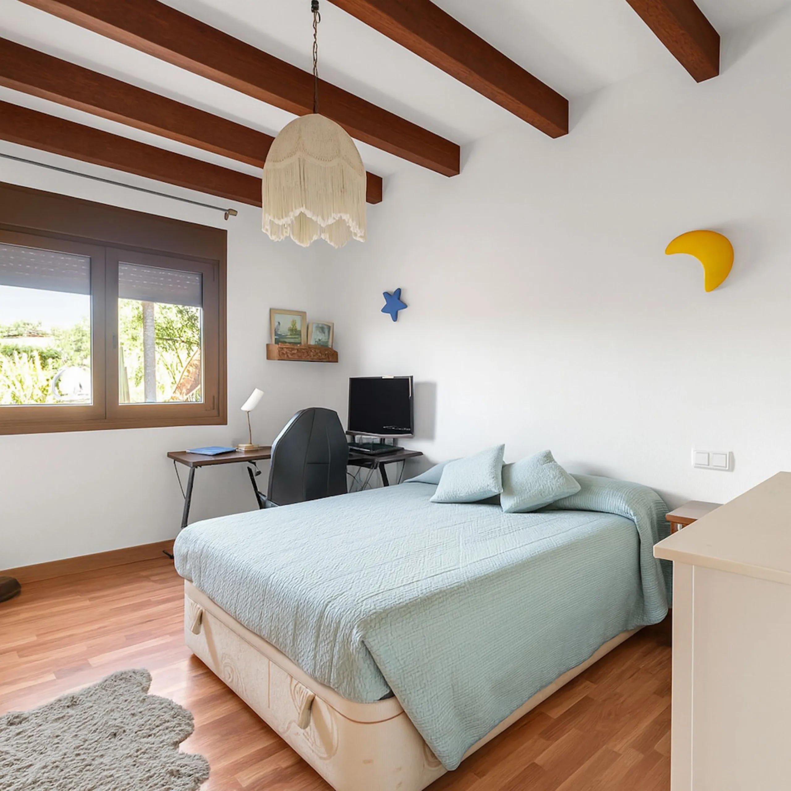 Amazing villa with breathtaking panoramic views  over the Lake of Istan, the Mediterranean and the coast with a south to west orientation.