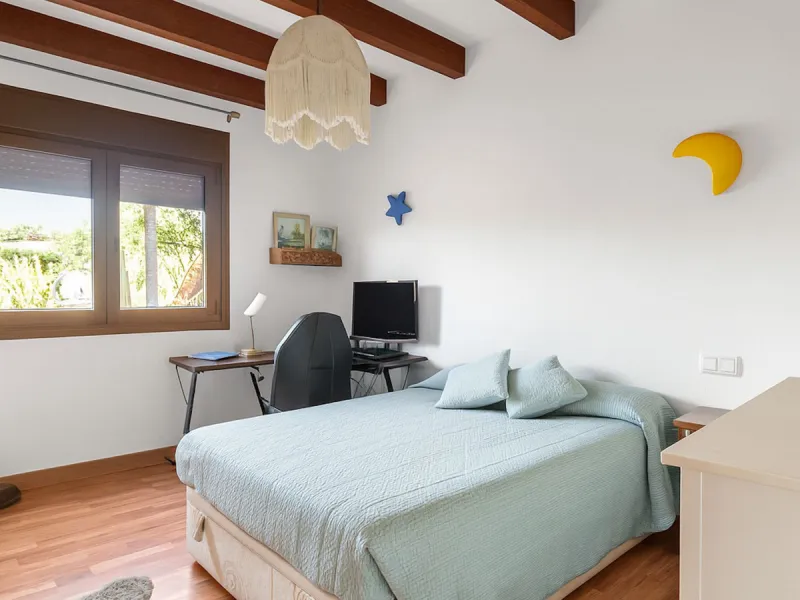 Amazing villa with breathtaking panoramic views  over the Lake of Istan, the Mediterranean and the coast with a south to west orientation.