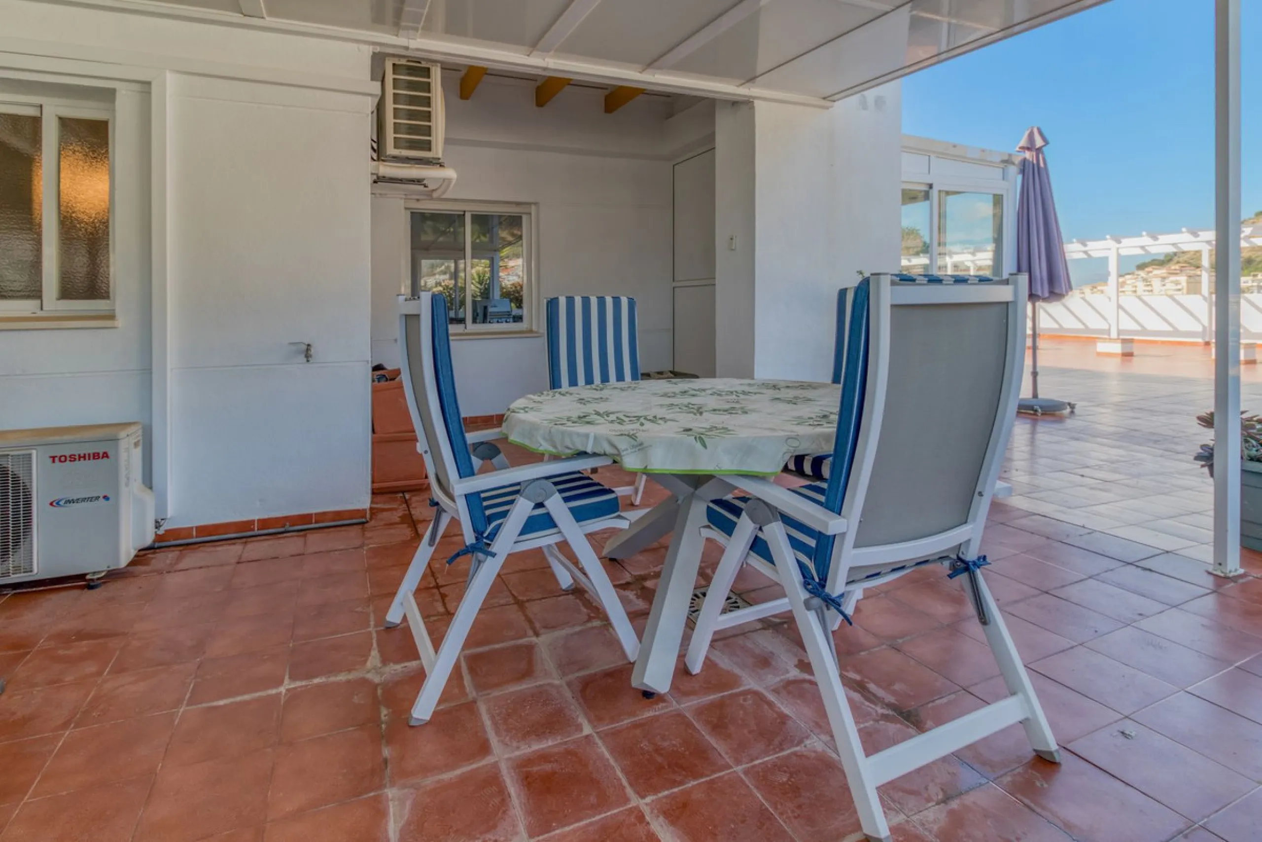 Apartment - Penthouse в продаже в Benalmadena, Málaga. В доме 3 спален и 2 ванных комнат. Площадь дома 126 м²
