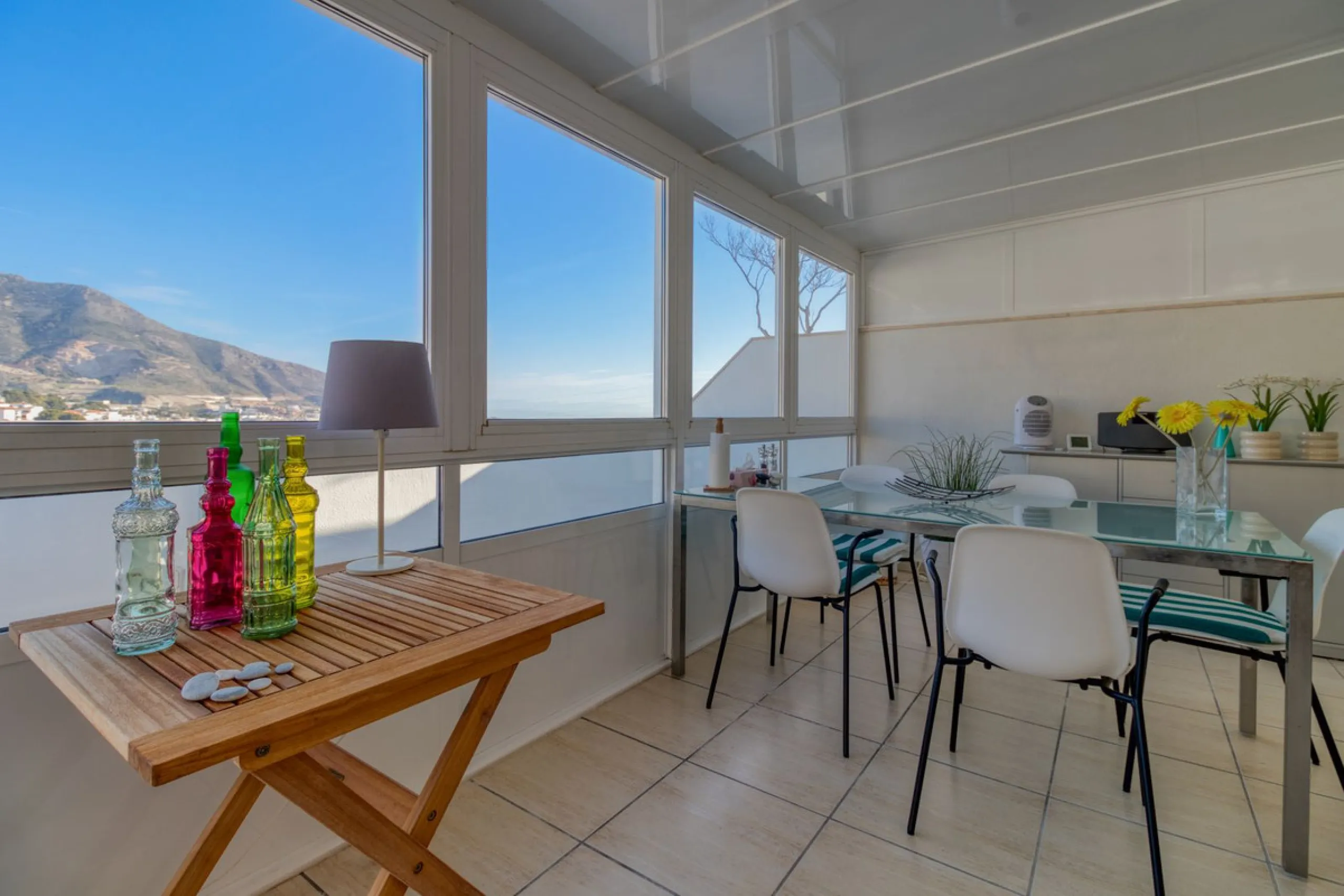 Apartment - Penthouse в продаже в Benalmadena, Málaga. В доме 3 спален и 2 ванных комнат. Площадь дома 126 м²