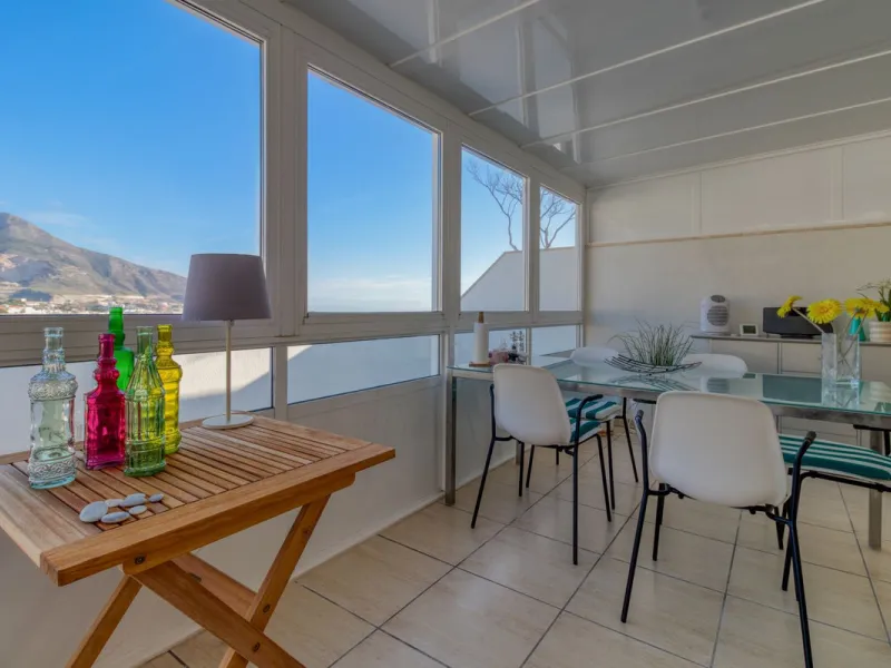 Apartment - Penthouse в продаже в Benalmadena, Málaga. В доме 3 спален и 2 ванных комнат. Площадь дома 126 м²