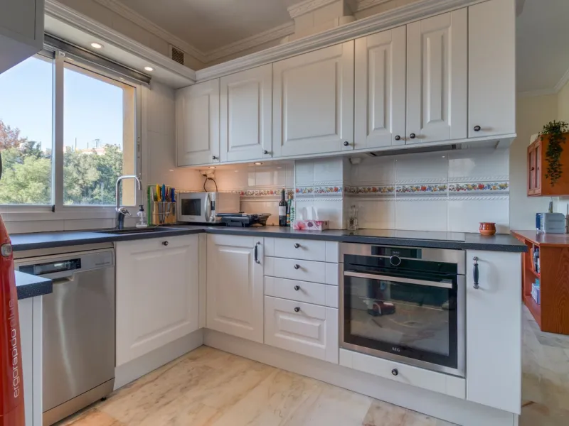 Apartment - Penthouse в продаже в Benalmadena, Málaga. В доме 3 спален и 2 ванных комнат. Площадь дома 126 м²