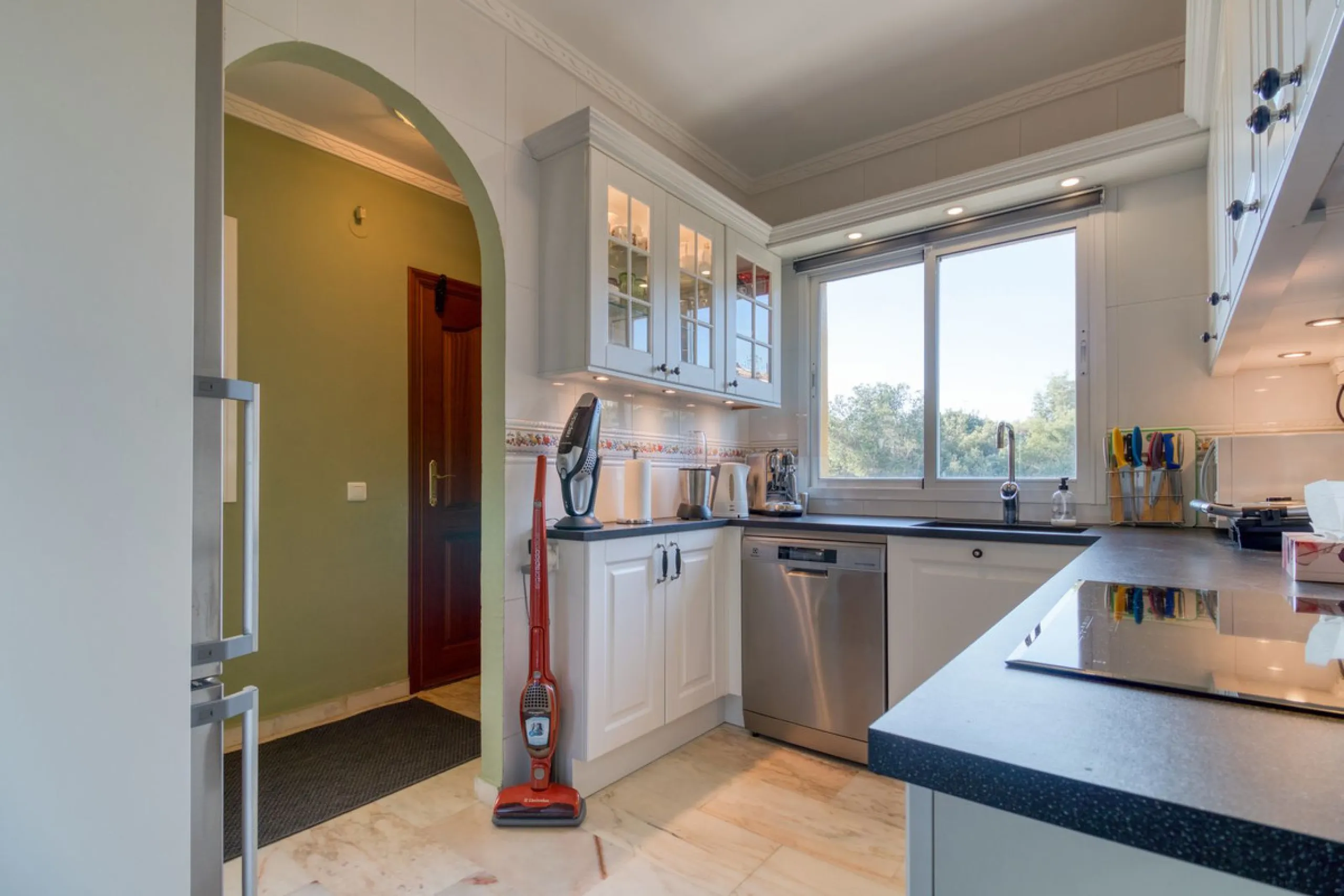 Apartment - Penthouse в продаже в Benalmadena, Málaga. В доме 3 спален и 2 ванных комнат. Площадь дома 126 м²
