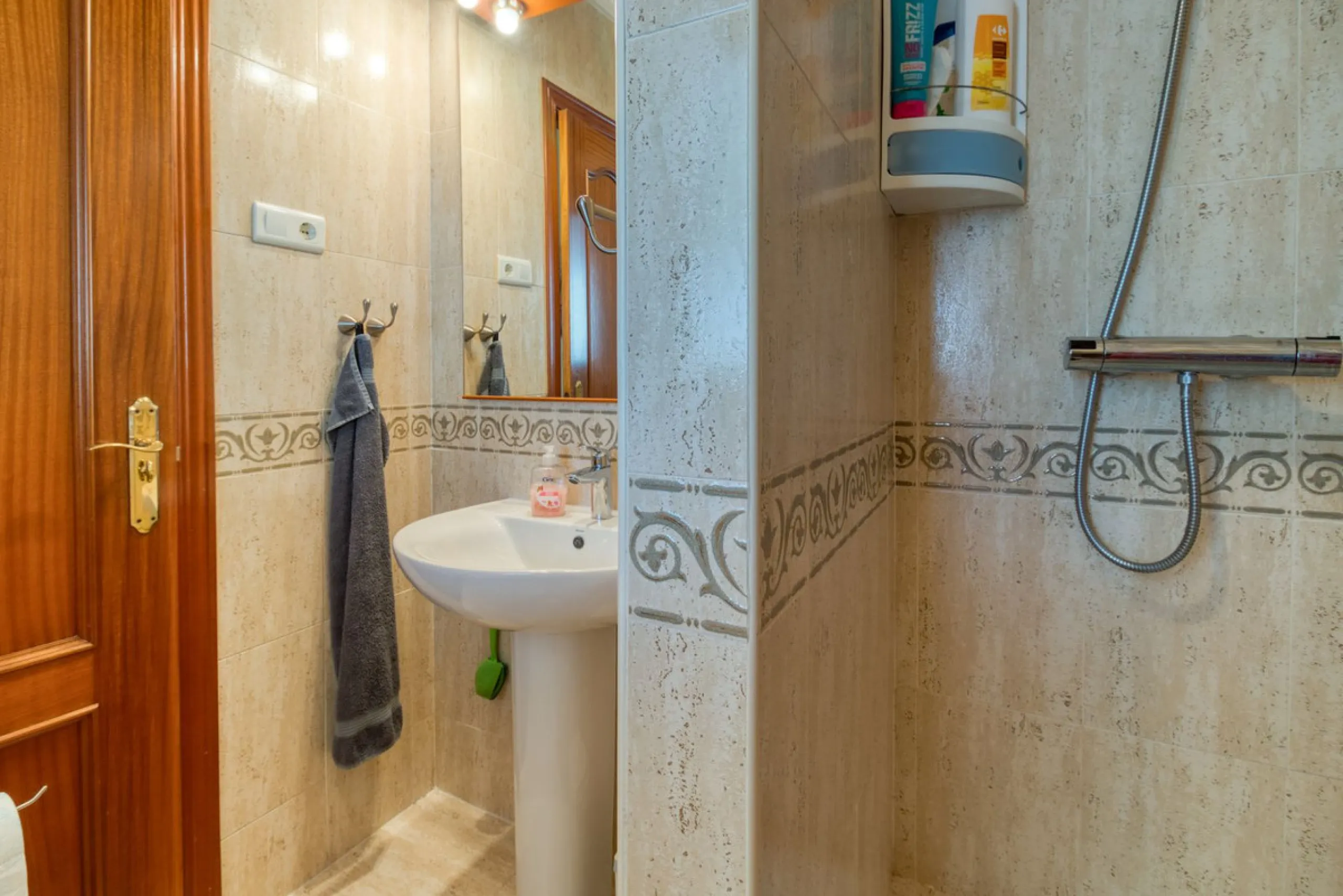 Apartment - Penthouse в продаже в Benalmadena, Málaga. В доме 3 спален и 2 ванных комнат. Площадь дома 126 м²