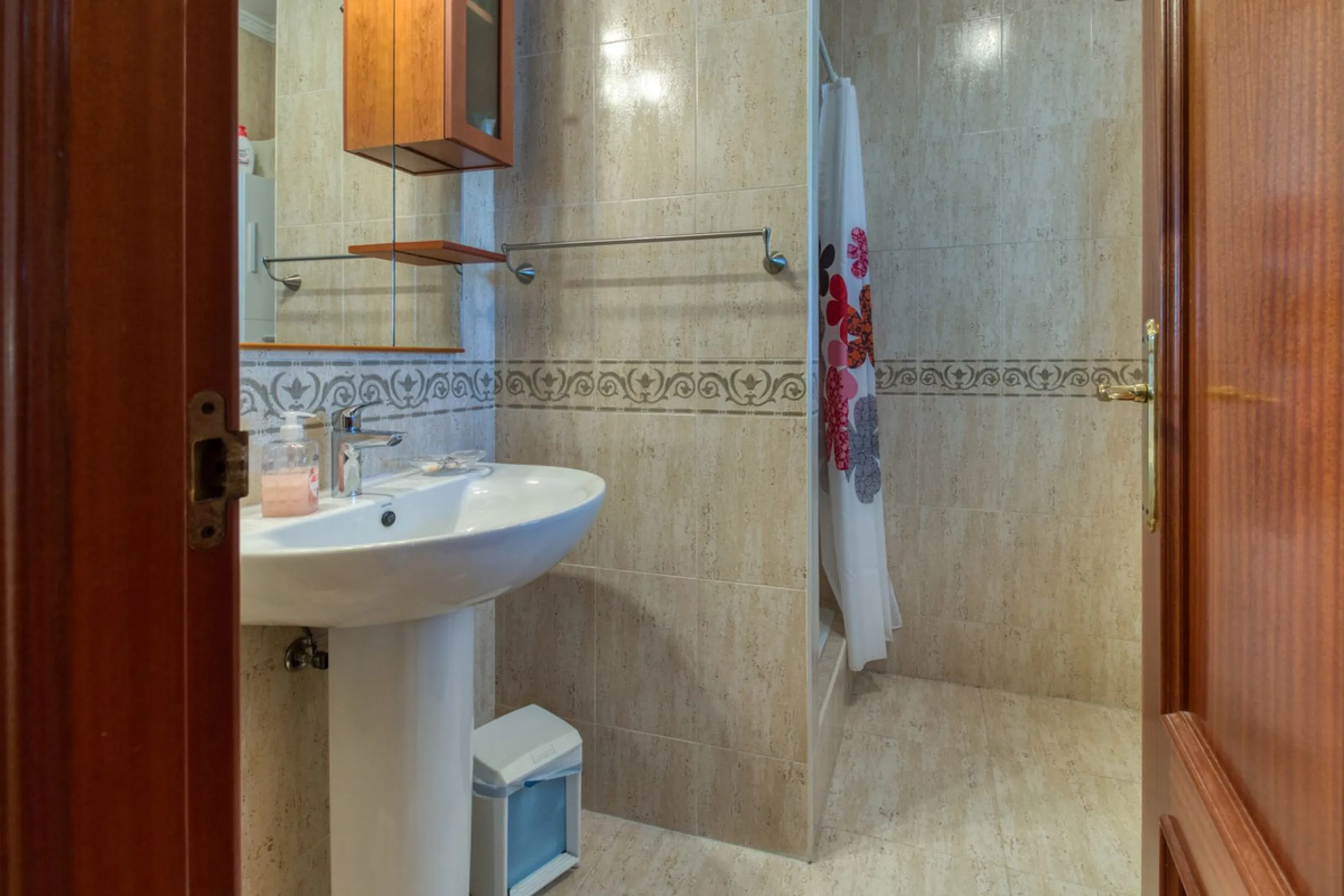 Apartment - Penthouse в продаже в Benalmadena, Málaga. В доме 3 спален и 2 ванных комнат. Площадь дома 126 м²