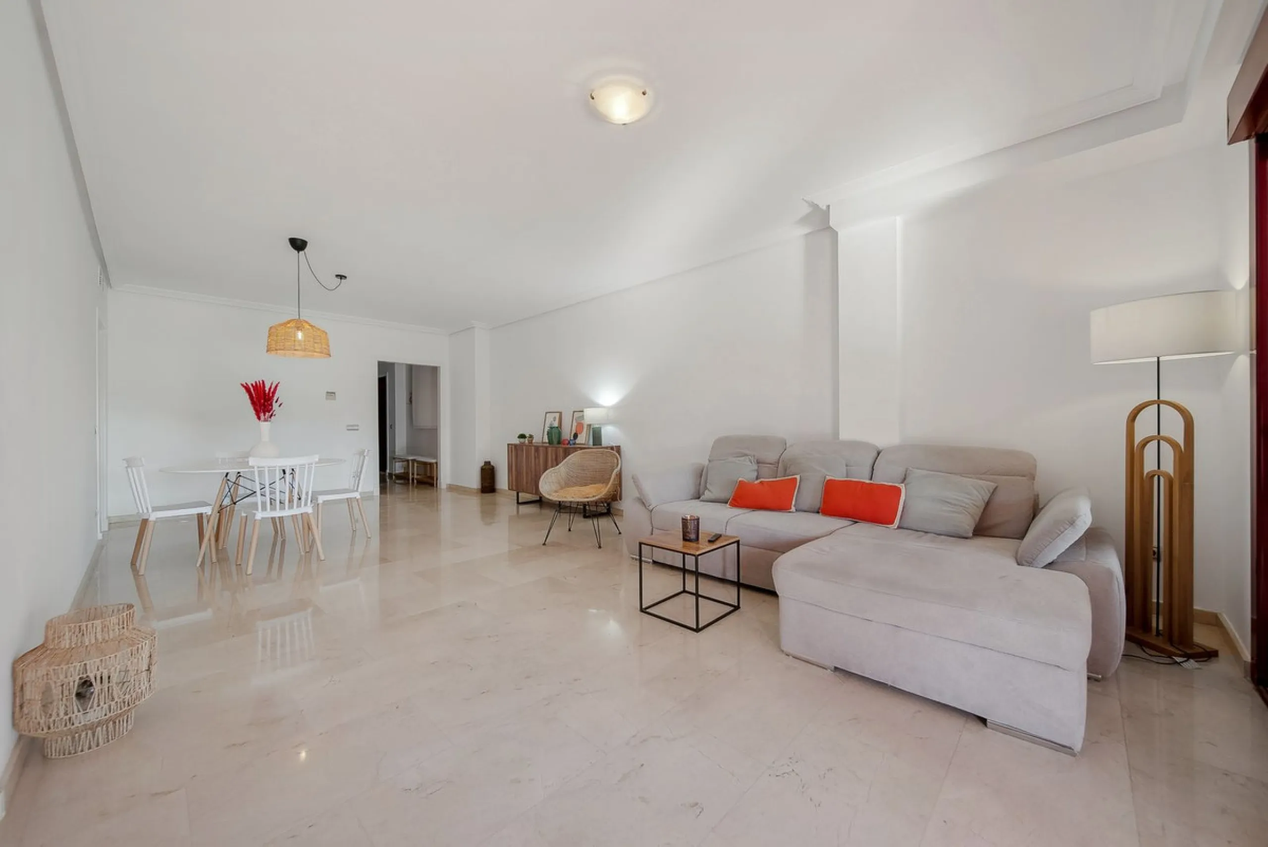 *Apartment for Sale in Casares Golf Gardens - Your Private Oasis on the Costa del Sol**