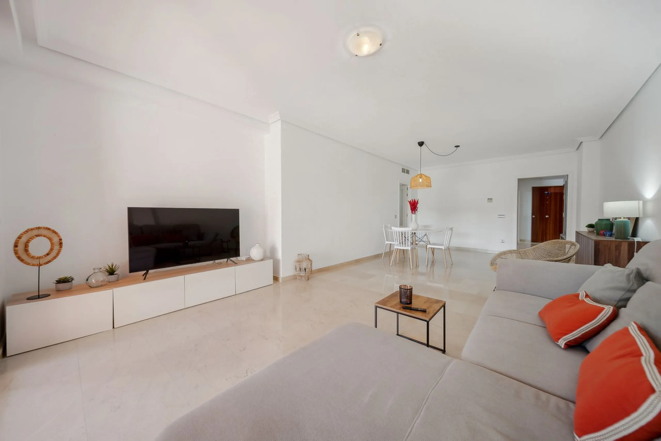 *Apartment for Sale in Casares Golf Gardens - Your Private Oasis on the Costa del Sol**