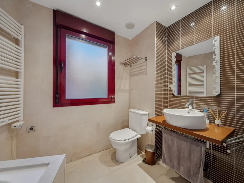 *Apartment for Sale in Casares Golf Gardens - Your Private Oasis on the Costa del Sol**