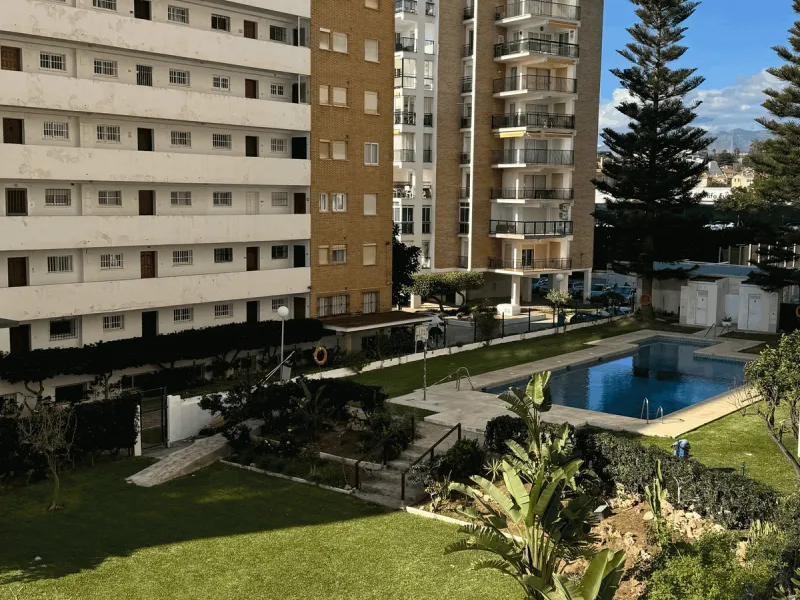 Exclusive Beachfront Apartment in Fuengirola – Spectacular Sea Views