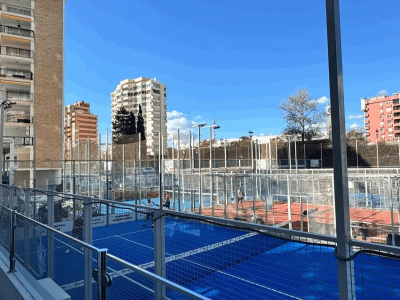 Exclusive Beachfront Apartment in Fuengirola – Spectacular Sea Views