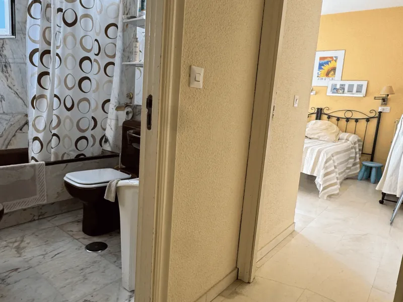 Exclusive Beachfront Apartment in Fuengirola – Spectacular Sea Views