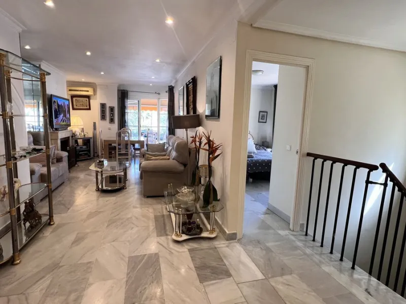 Exclusive Duplex with Panoramic Views in Señorío de Aloha, Nueva Andalucía