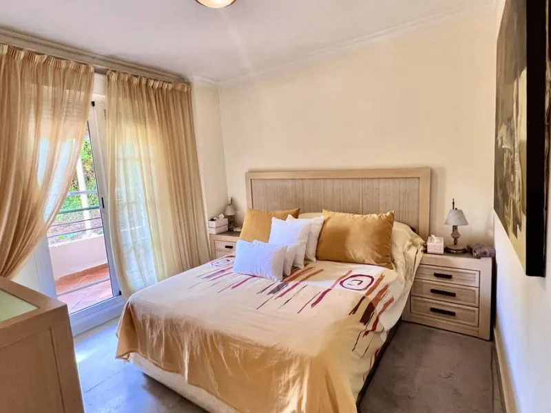 Exclusive Duplex with Panoramic Views in Señorío de Aloha, Nueva Andalucía