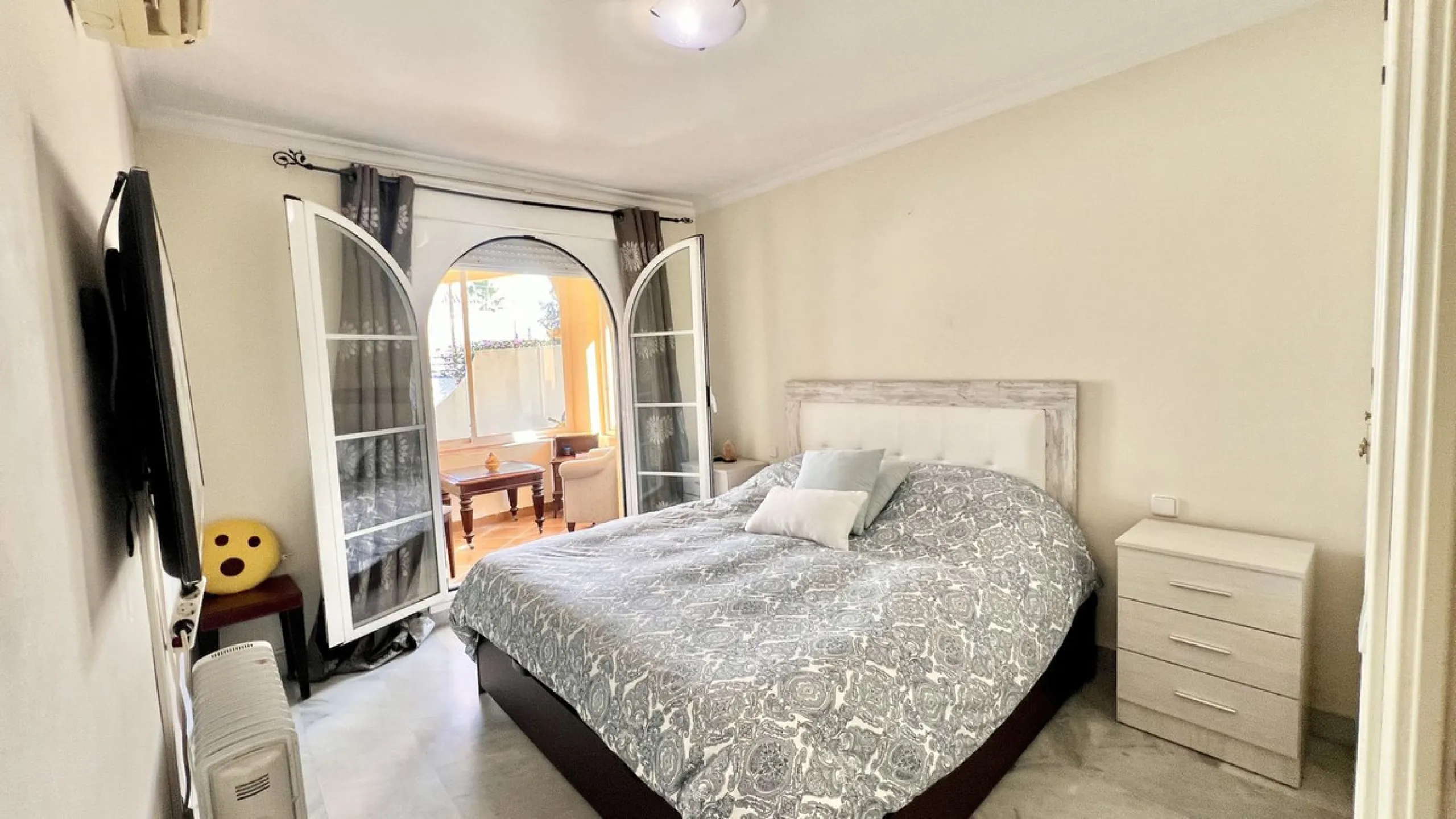 Exclusive Duplex with Panoramic Views in Señorío de Aloha, Nueva Andalucía
