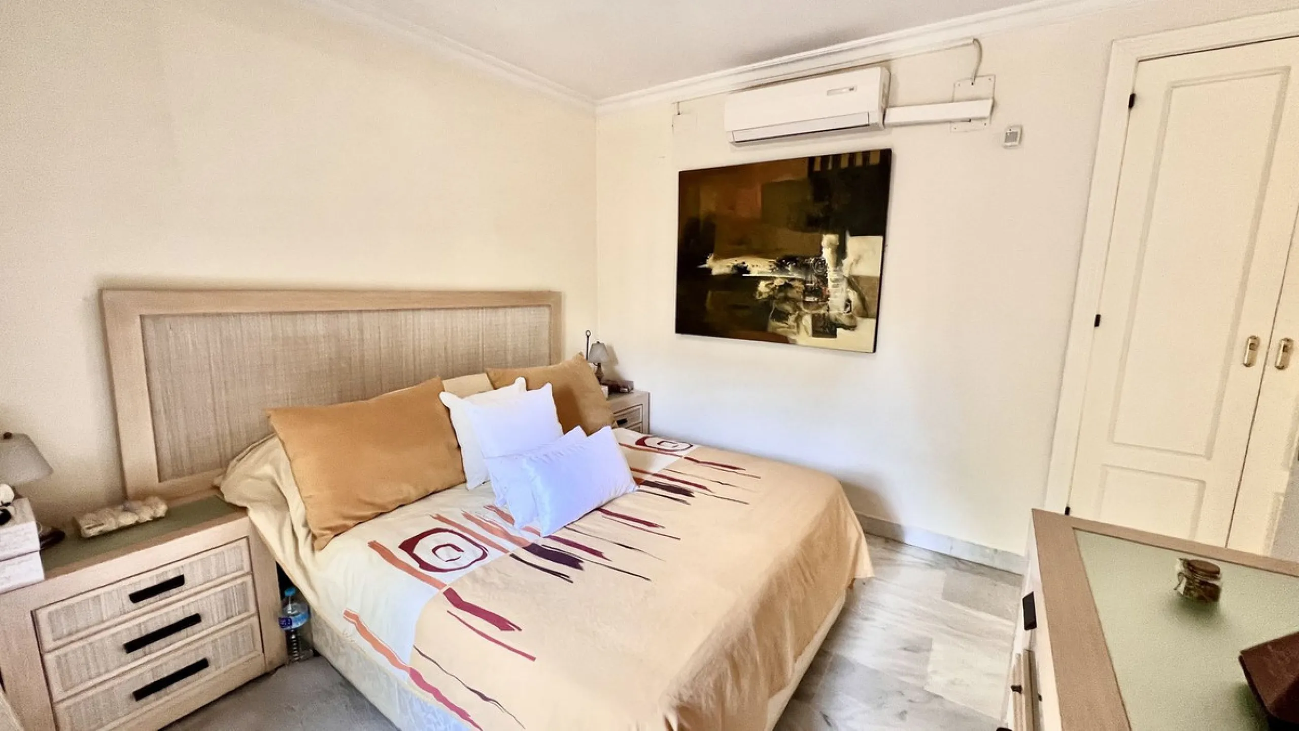 Exclusive Duplex with Panoramic Views in Señorío de Aloha, Nueva Andalucía