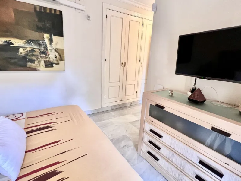 Exclusive Duplex with Panoramic Views in Señorío de Aloha, Nueva Andalucía