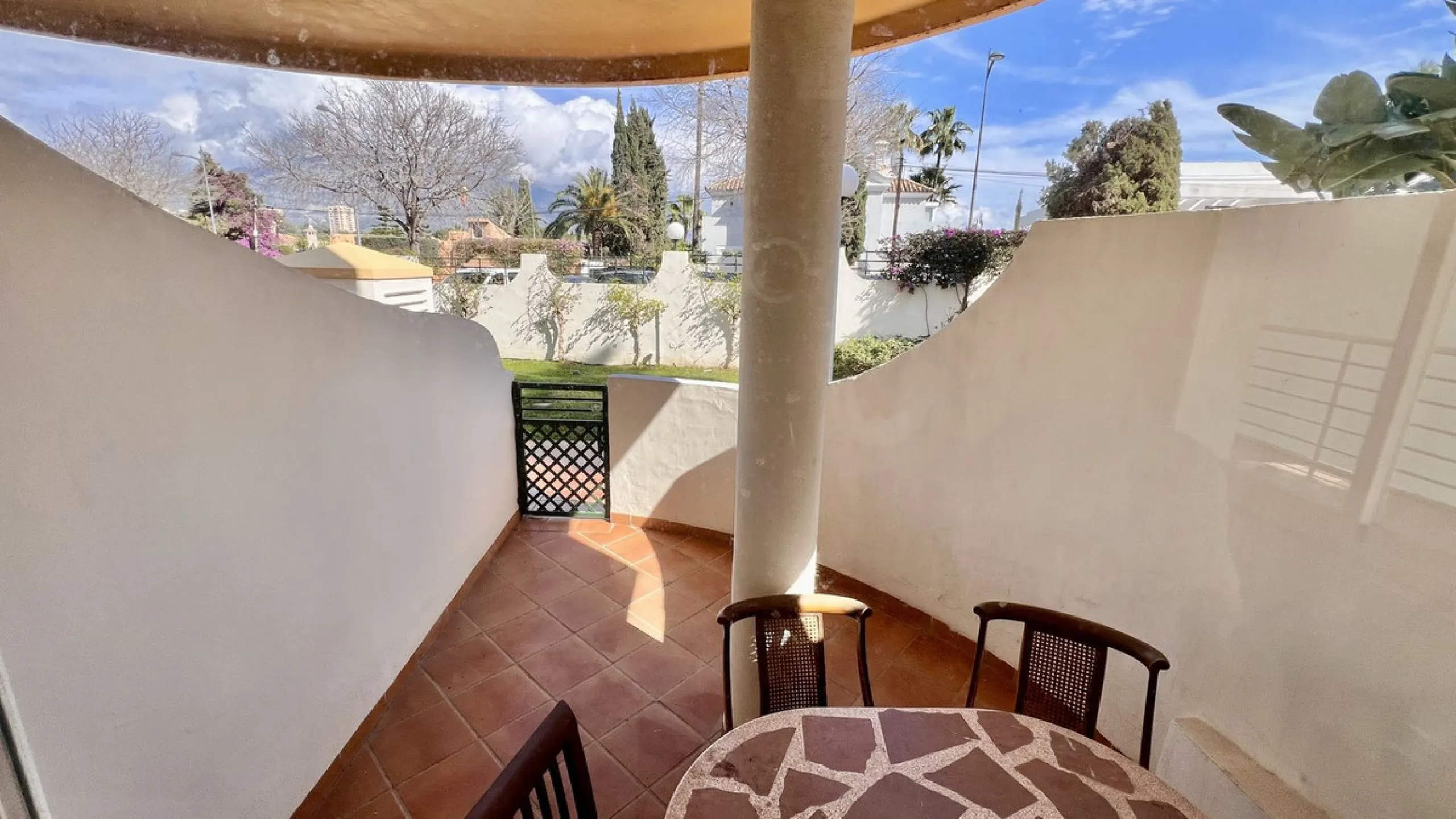 Exclusive Duplex with Panoramic Views in Señorío de Aloha, Nueva Andalucía