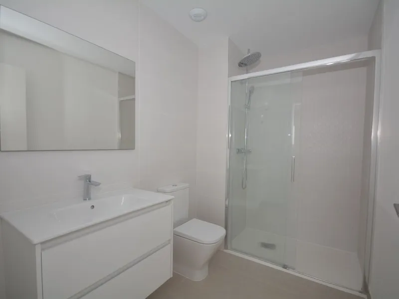 Contemporary 2 bedroom apartment for sale in Estepona west