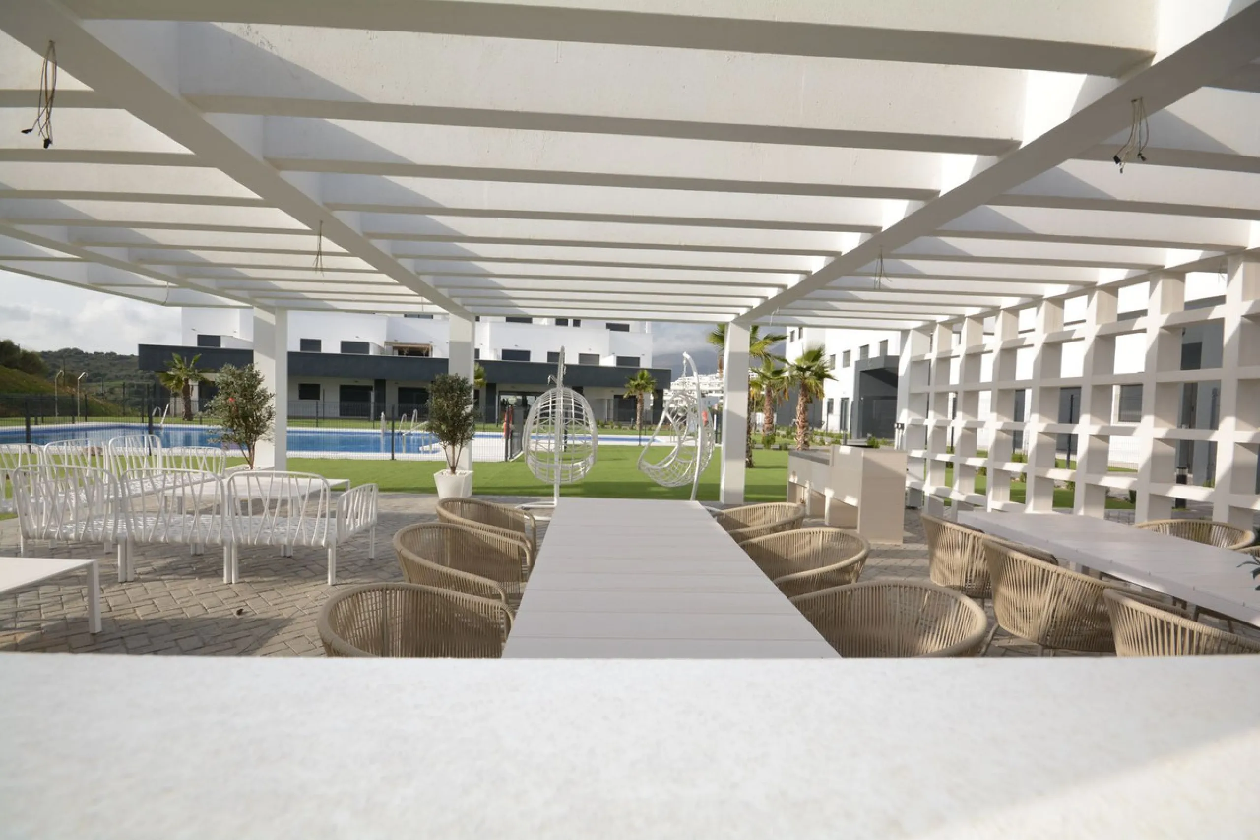 Contemporary 2 bedroom apartment for sale in Estepona west