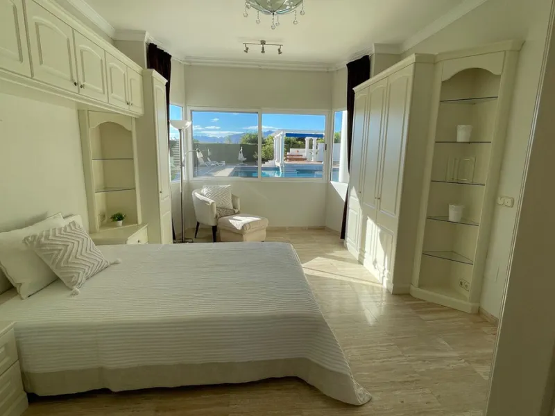 ВЕЛИКОЛЕПНЫЙ ОСОБНЯК С ПАНОРАМНЫМ ВИДОМ В MIJAS PUEBLO