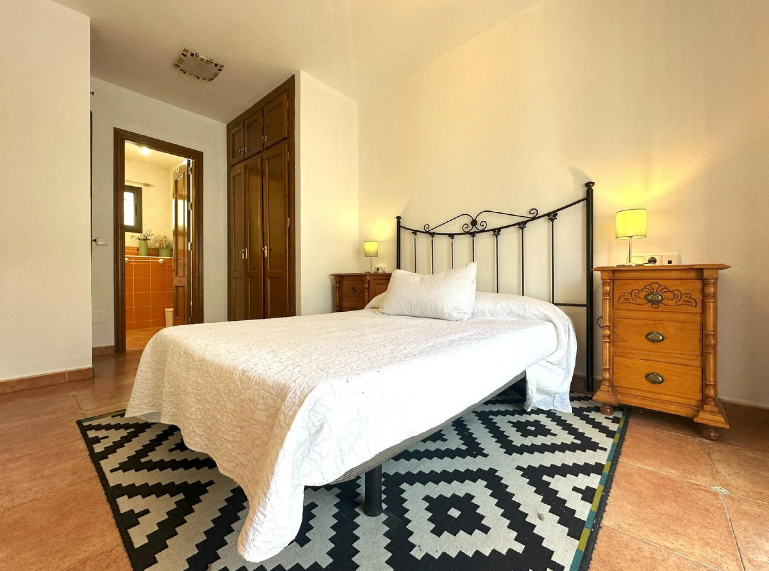 OPPORTUNITY! 3 bedroom house in Mijas Pueblo