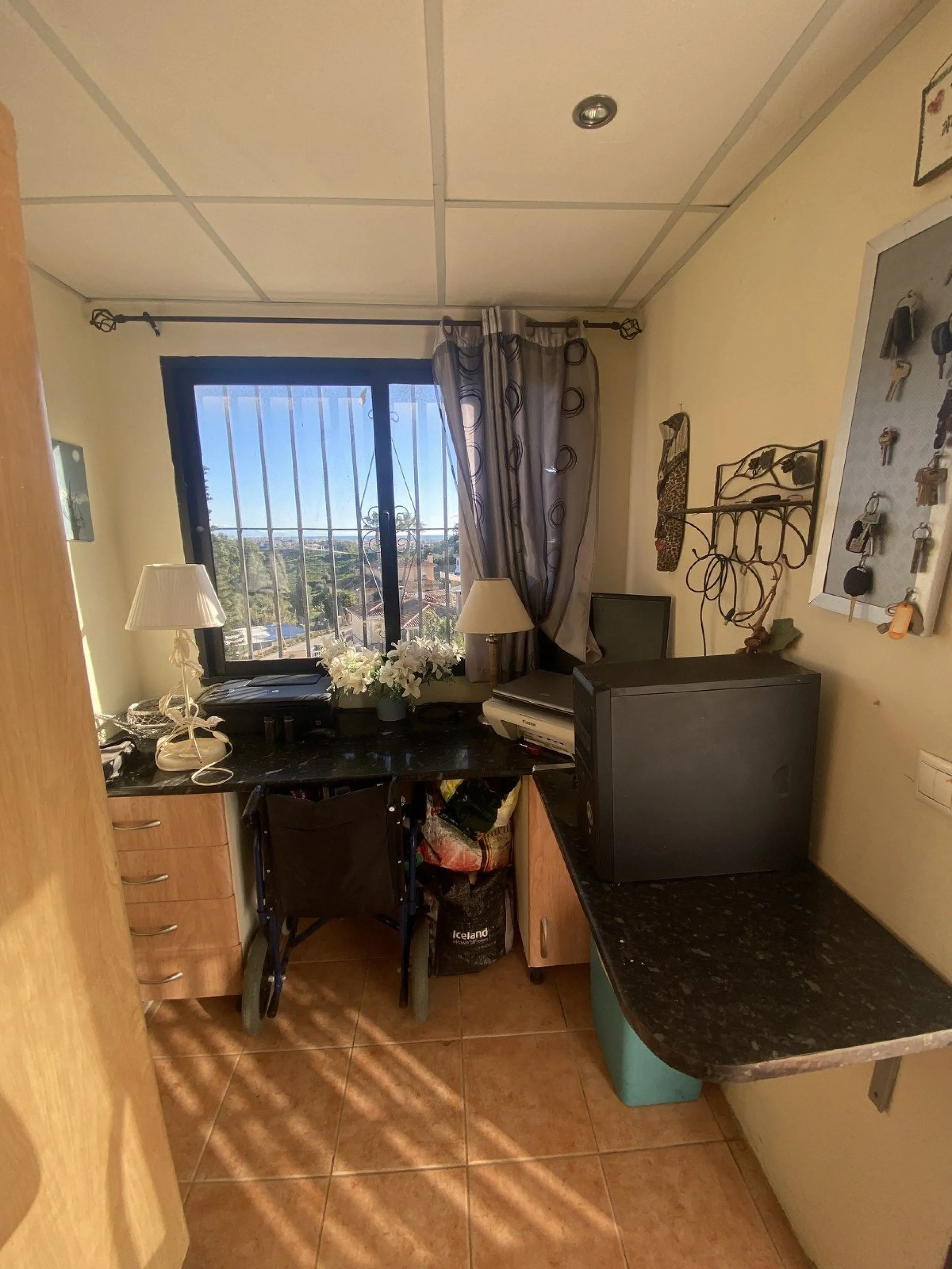 House - Detached Villa в продаже в Mijas, Málaga. В доме 6 спален и 3 ванных комнат. Площадь дома 346 м². Площадь участка 968 м²