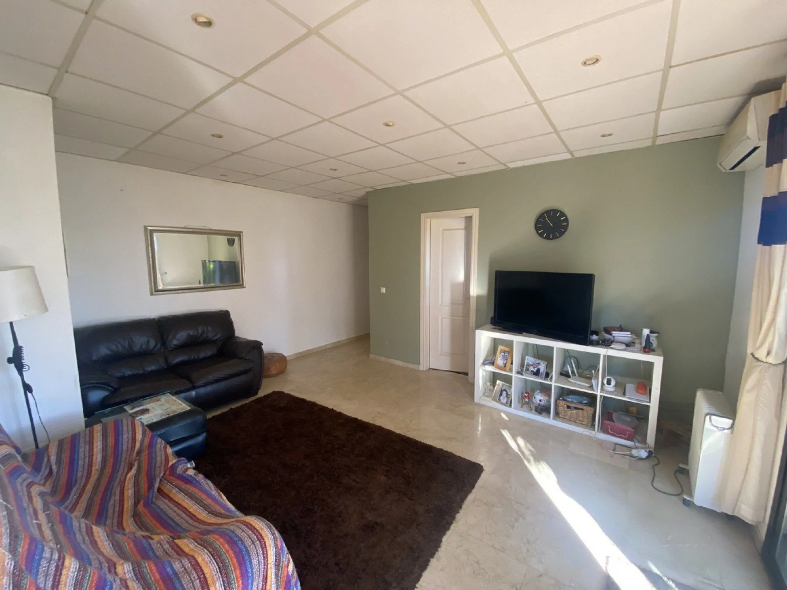 House - Detached Villa в продаже в Mijas, Málaga. В доме 6 спален и 3 ванных комнат. Площадь дома 346 м². Площадь участка 968 м²