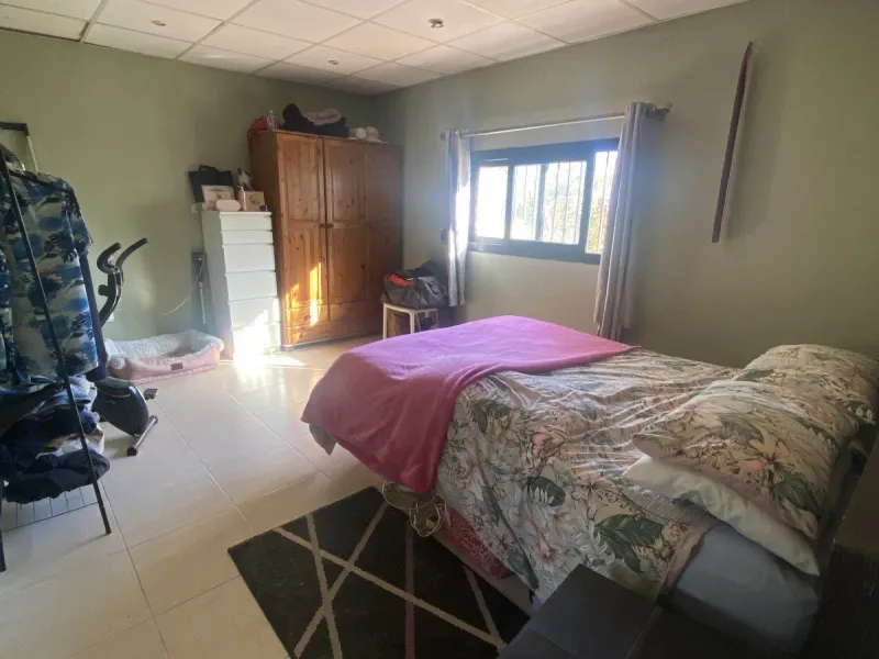 House - Detached Villa в продаже в Mijas, Málaga. В доме 6 спален и 3 ванных комнат. Площадь дома 346 м². Площадь участка 968 м²