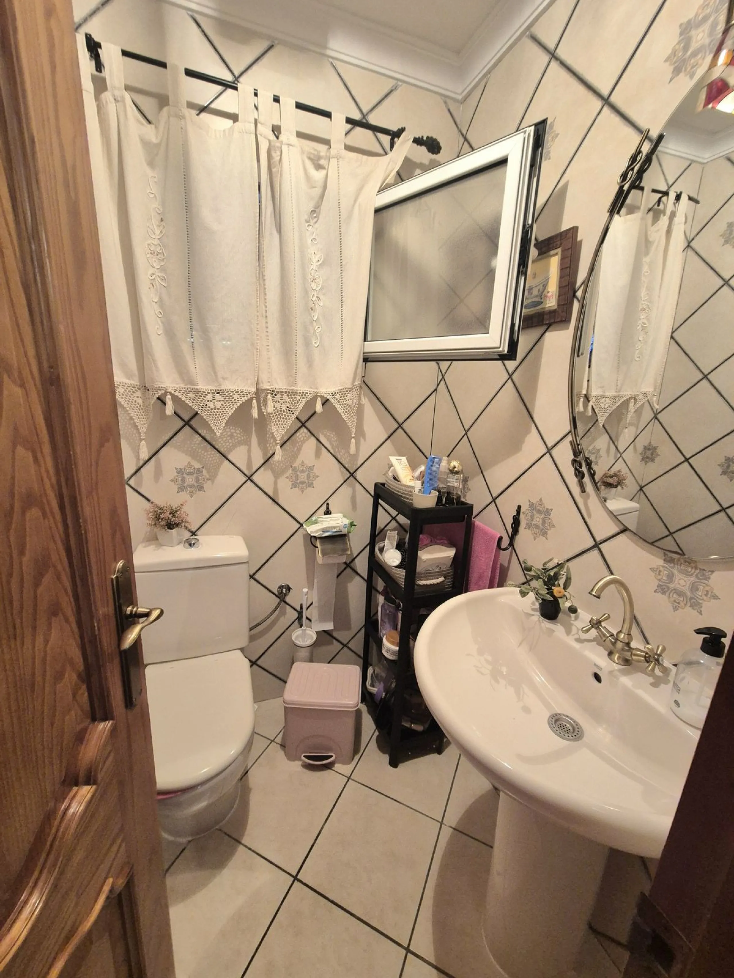 House - Semi-Detached House в продаже в Alhaurín el Grande, Málaga. В доме 4 спален и 3 ванных комнат. Площадь дома 180 м². Площадь участка 320 м²