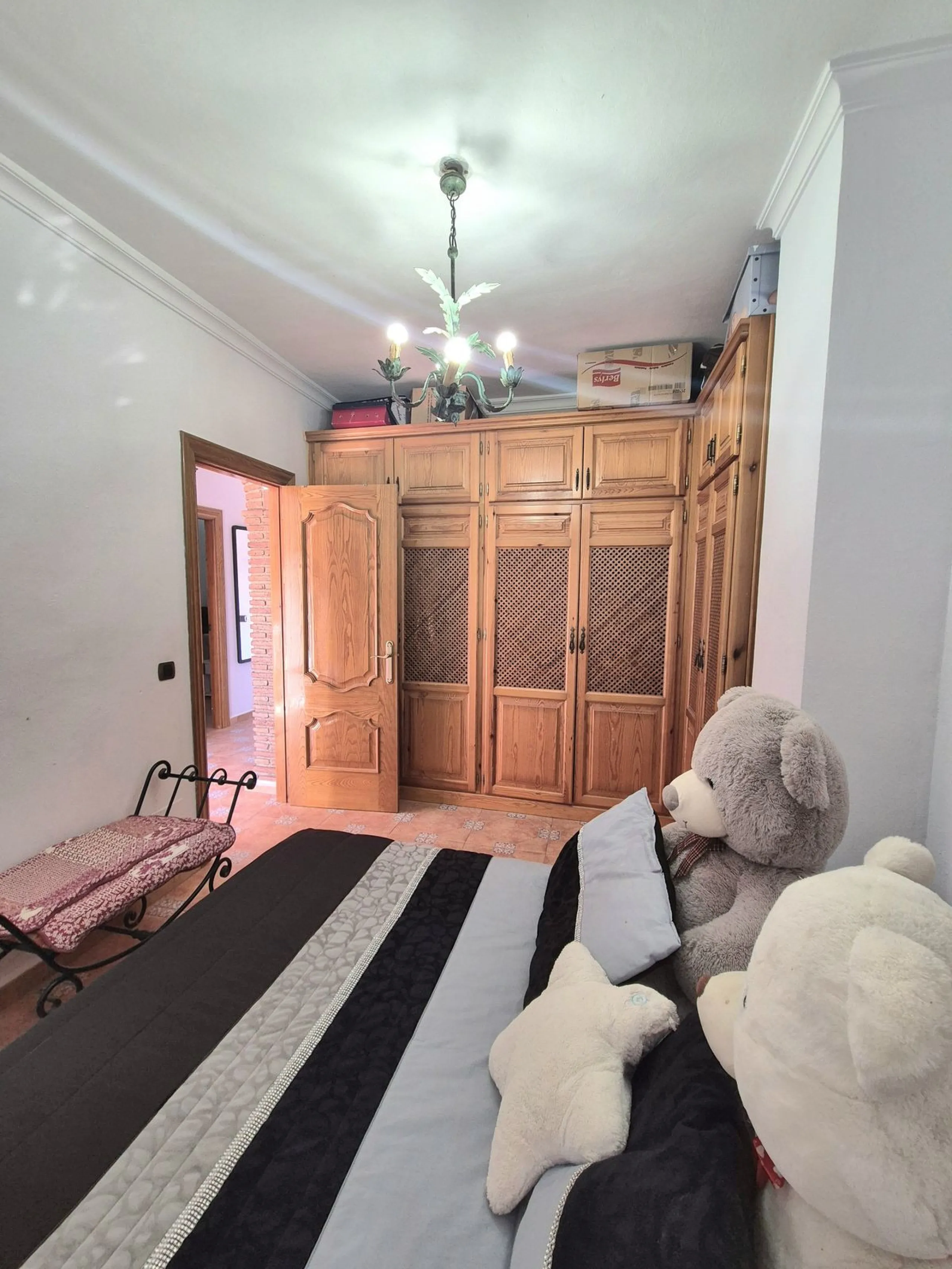 House - Semi-Detached House в продаже в Alhaurín el Grande, Málaga. В доме 4 спален и 3 ванных комнат. Площадь дома 180 м². Площадь участка 320 м²