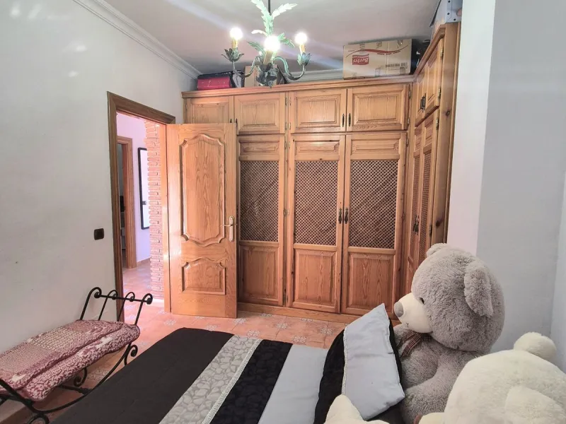 House - Semi-Detached House в продаже в Alhaurín el Grande, Málaga. В доме 4 спален и 3 ванных комнат. Площадь дома 180 м². Площадь участка 320 м²