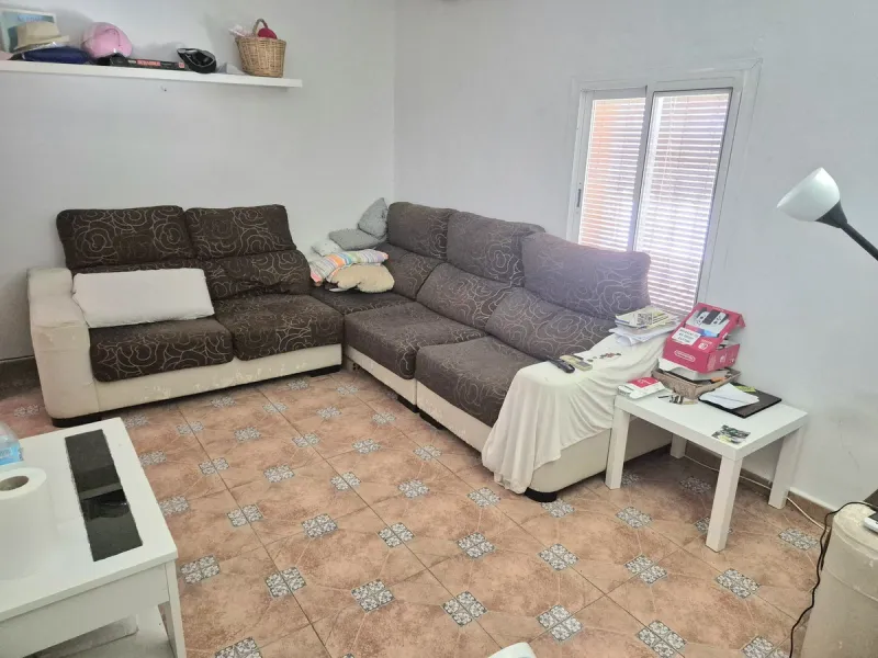 House - Semi-Detached House в продаже в Alhaurín el Grande, Málaga. В доме 4 спален и 3 ванных комнат. Площадь дома 180 м². Площадь участка 320 м²