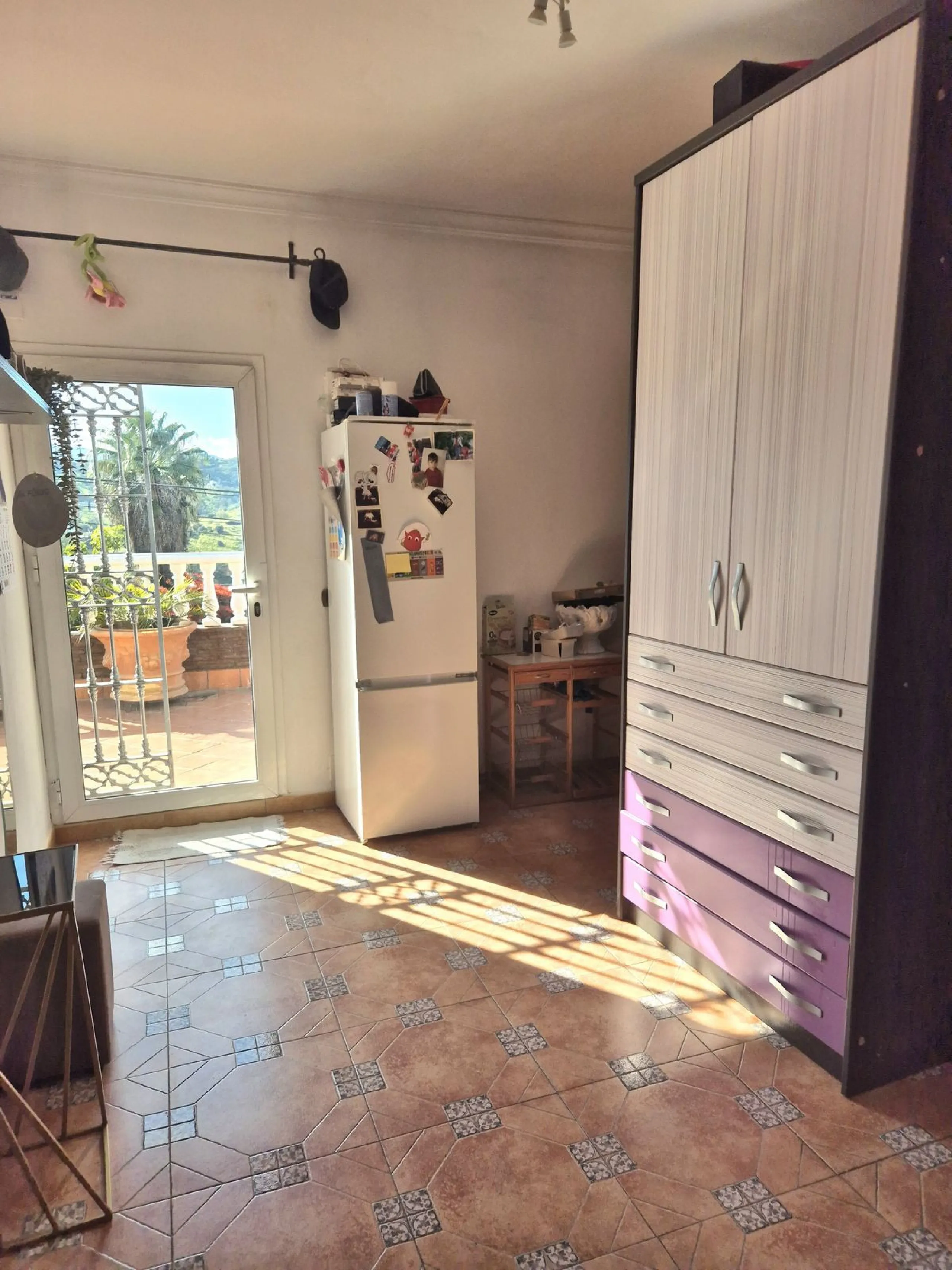 House - Semi-Detached House в продаже в Alhaurín el Grande, Málaga. В доме 4 спален и 3 ванных комнат. Площадь дома 180 м². Площадь участка 320 м²