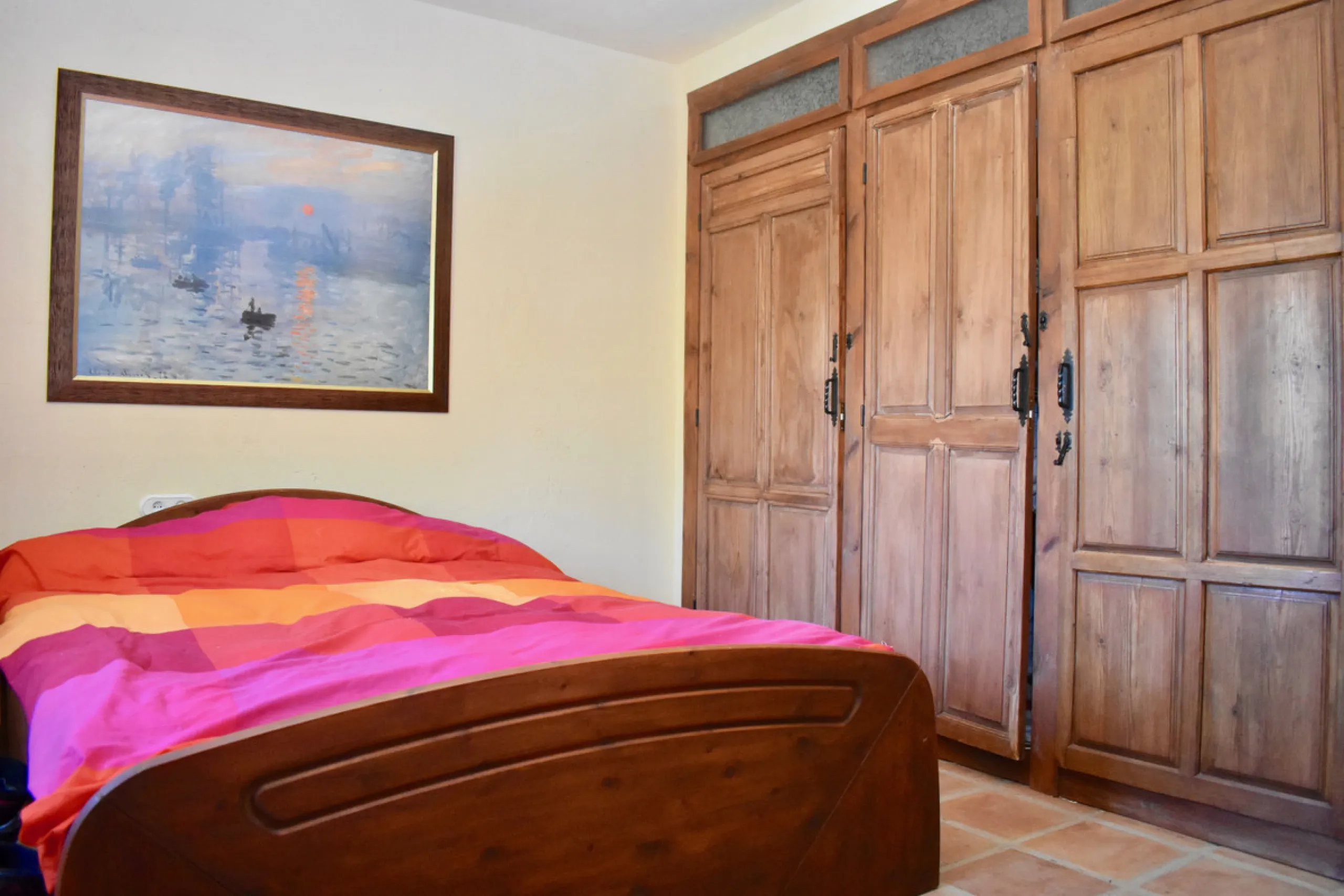 Beautiful 4 bedroom Detached Villa located on a superb plot of 6,500m2 with a large private pool & only 10 minutes from La Cala de Mijas!