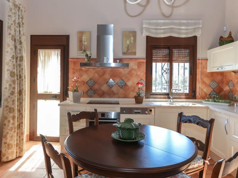 Beautifully Presented Finca