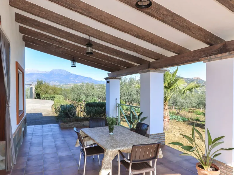 Beautifully Presented Finca