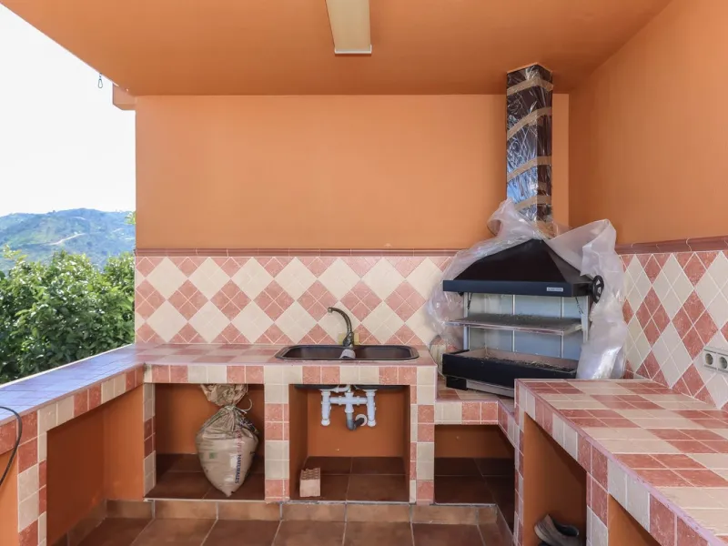 Beautifully Presented Finca