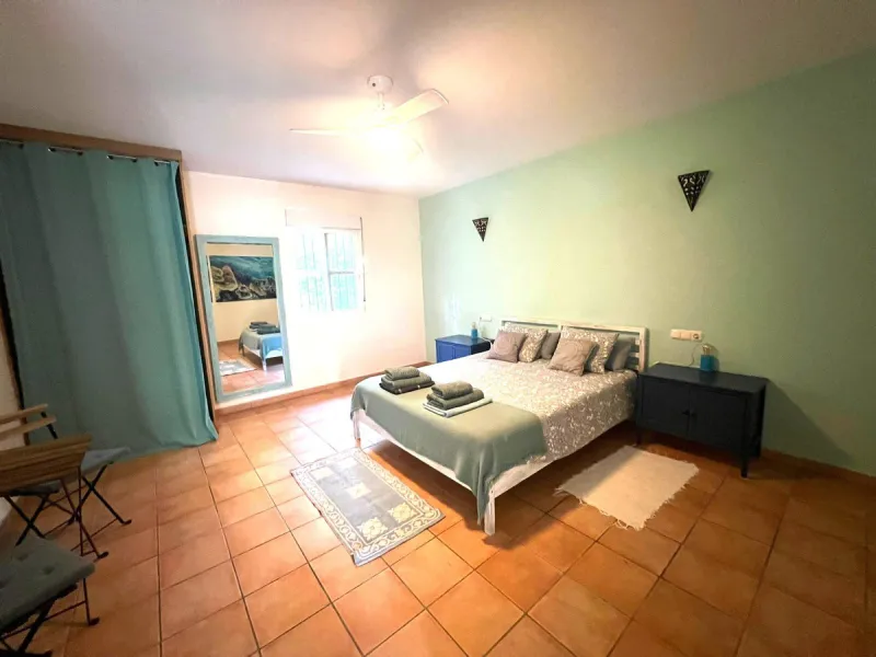 Charming rustic finca situated less than 10 minutes to the centre of Coin,